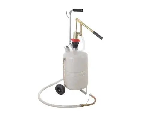 manual oil dispenser